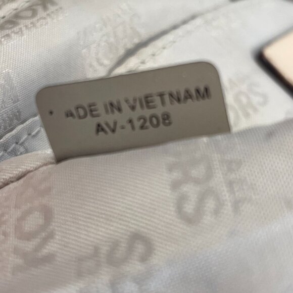 Michael Kors Bronze Leather Tote Shoulder Bag - Preowned - Picture 3 of 12